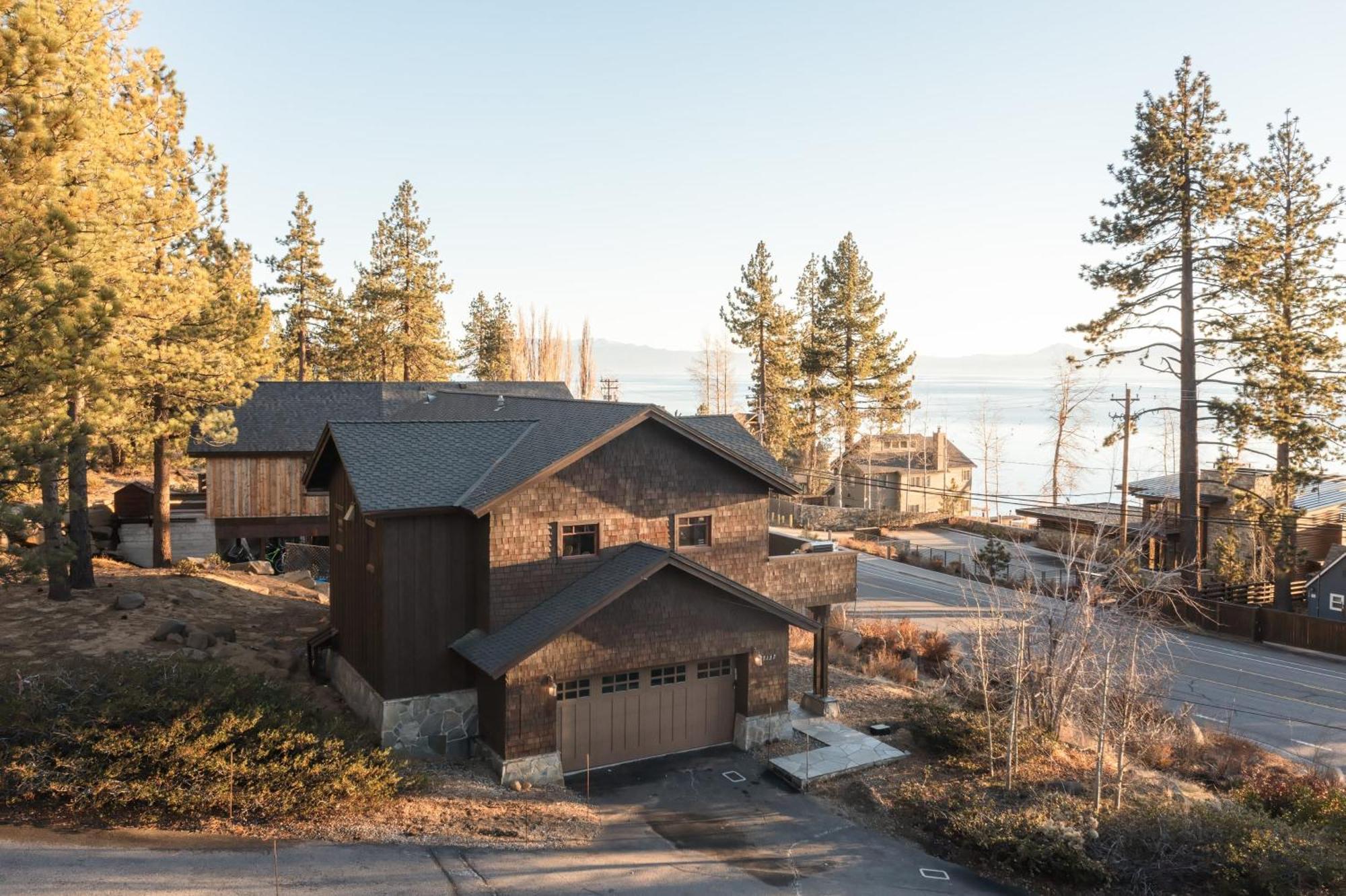 Atkinson By Avantstay Lake Front Home W Stunning Views In Tahoe Vista Eksteriør billede