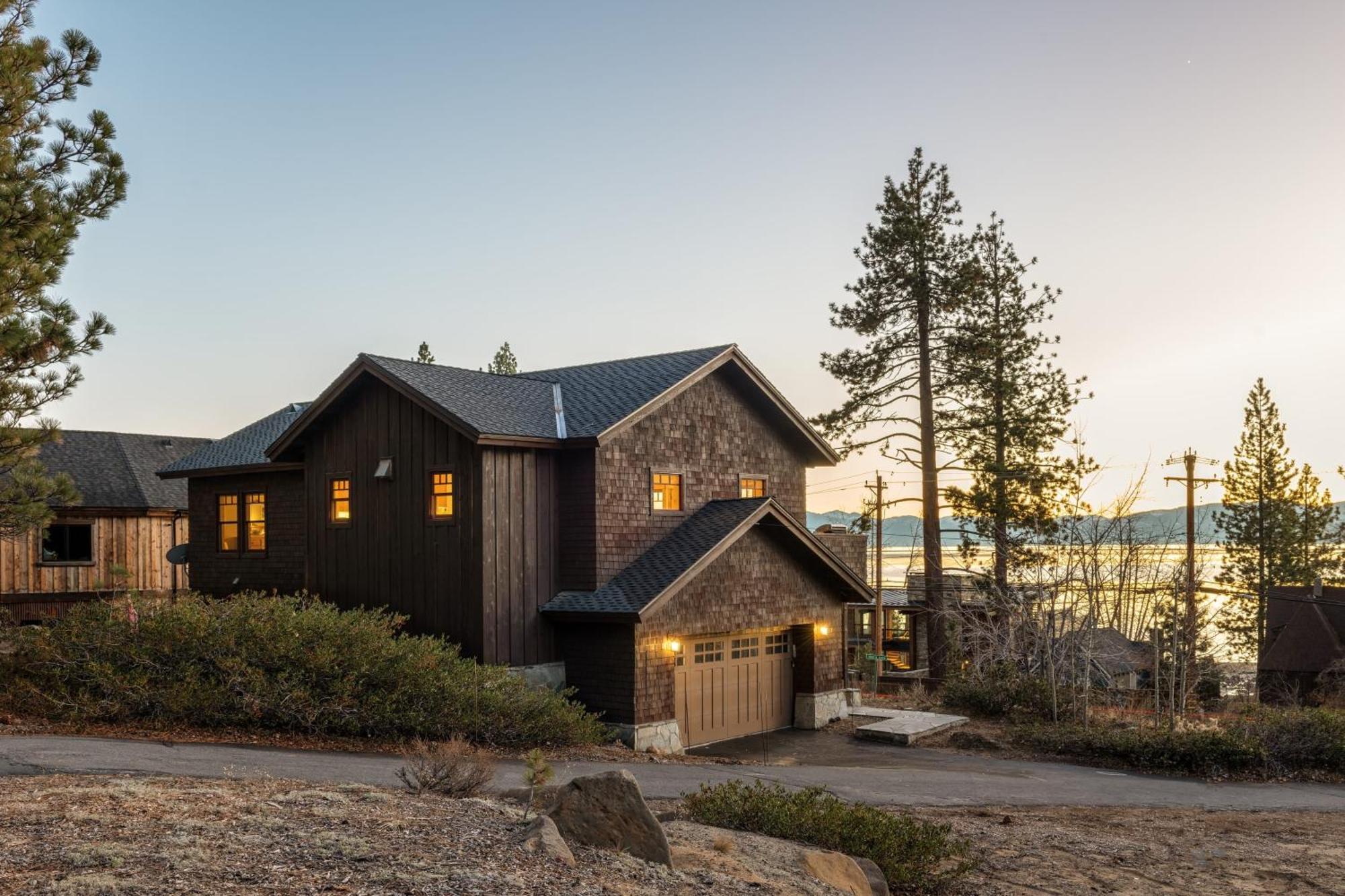 Atkinson By Avantstay Lake Front Home W Stunning Views In Tahoe Vista Eksteriør billede